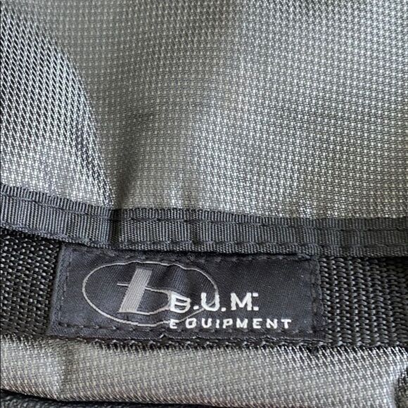 The BUM Equipment Bag - Picture 2 of 9